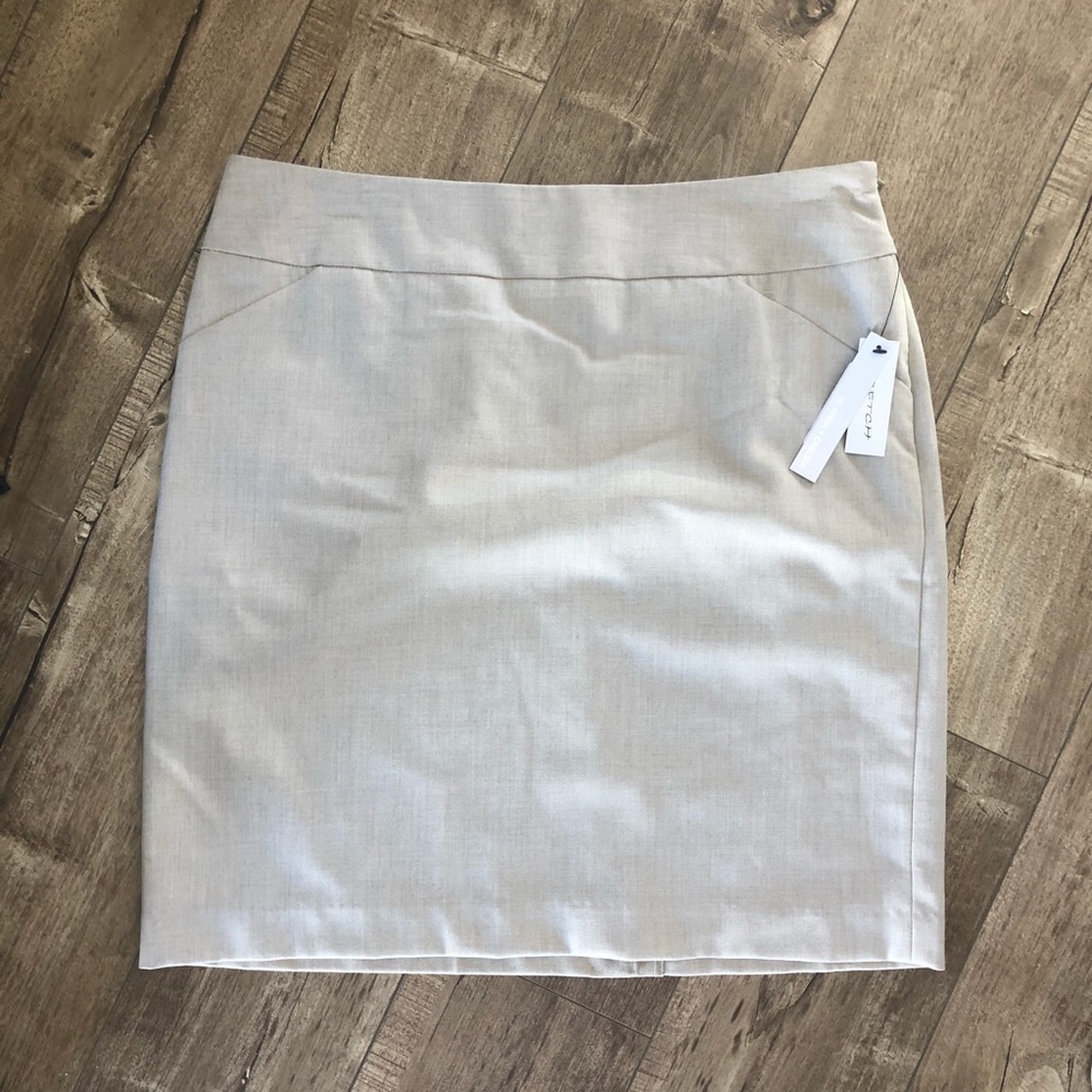 Amanda & Chelsea Pencil Skirt